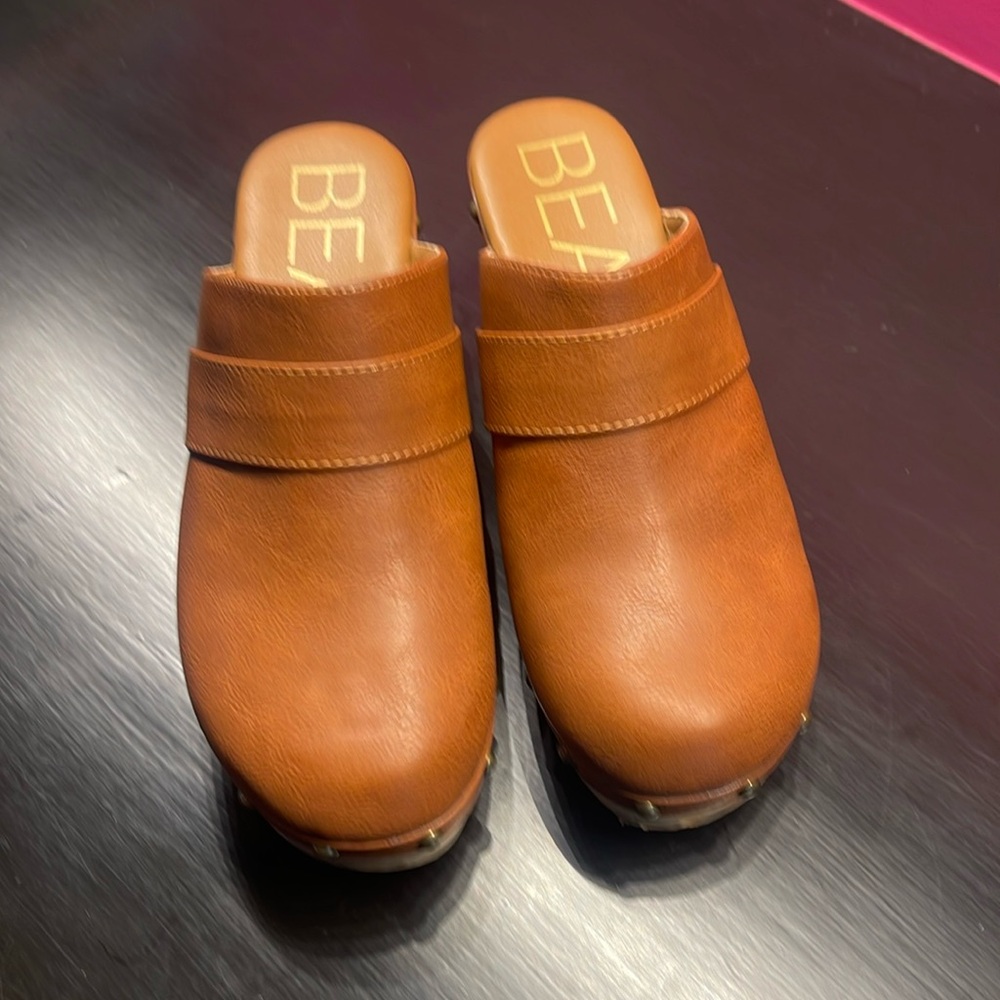 BEA Tan Leather Clog Mules